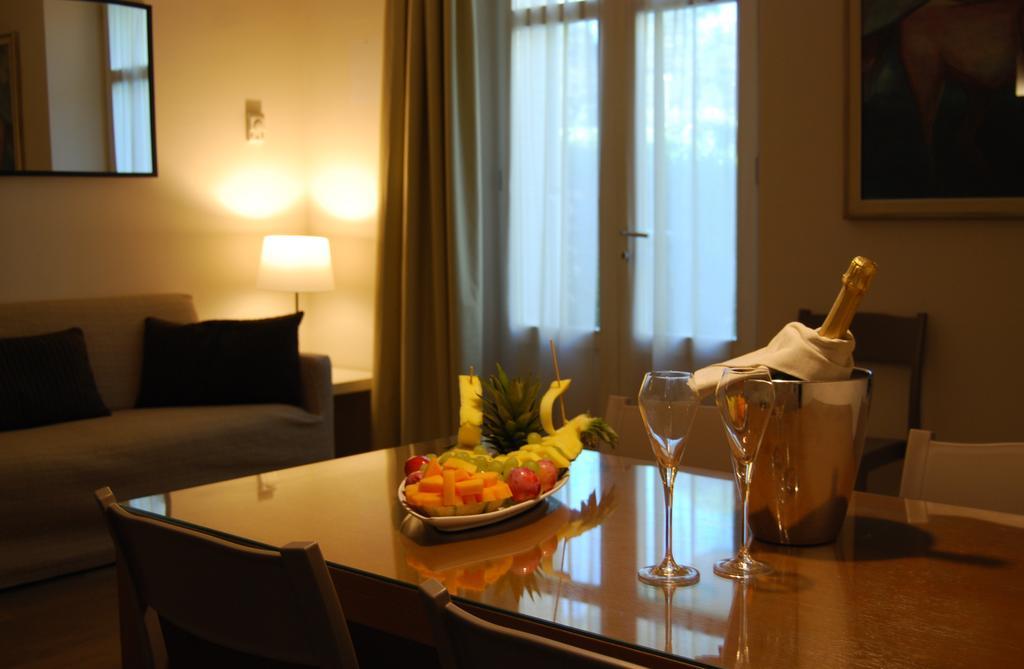 Ceccarini Suite Riccione Ngoại thất bức ảnh